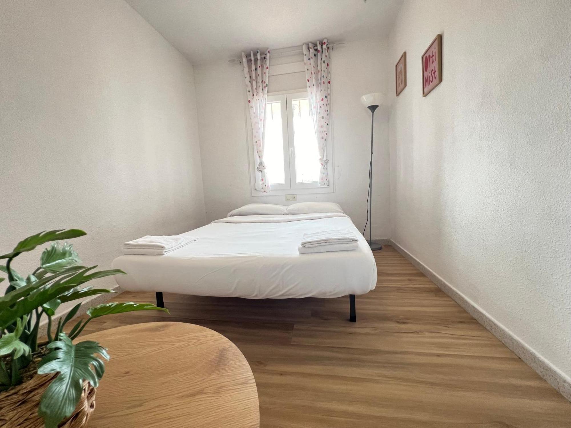 Apartamento Gran Lago Con Vistas Al Canal เอมปูเรียบราบา ภายนอก รูปภาพ
