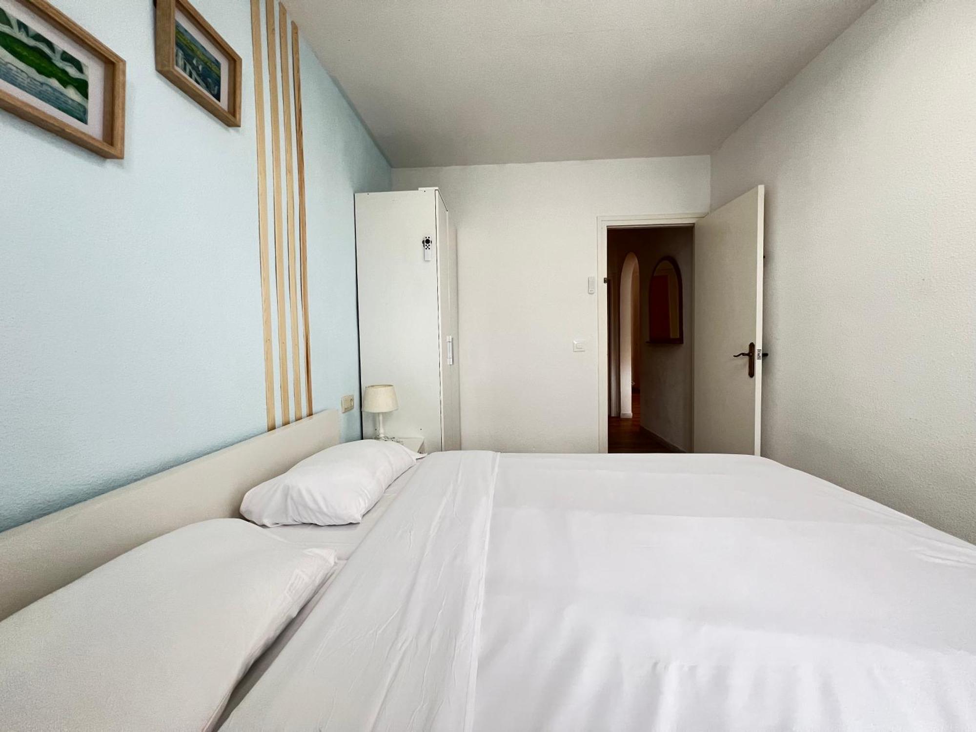 Apartamento Gran Lago Con Vistas Al Canal เอมปูเรียบราบา ภายนอก รูปภาพ