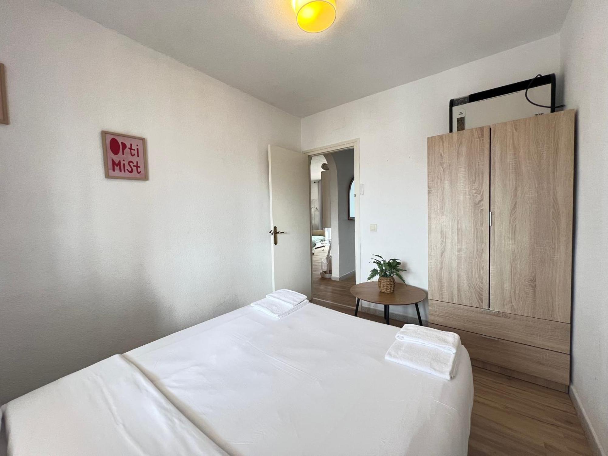 Apartamento Gran Lago Con Vistas Al Canal เอมปูเรียบราบา ภายนอก รูปภาพ
