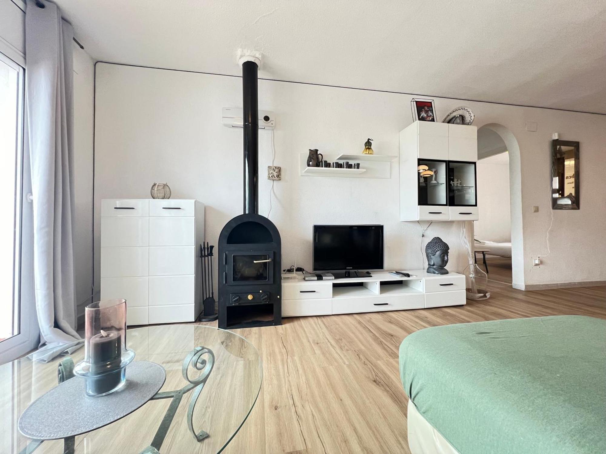 Apartamento Gran Lago Con Vistas Al Canal เอมปูเรียบราบา ภายนอก รูปภาพ